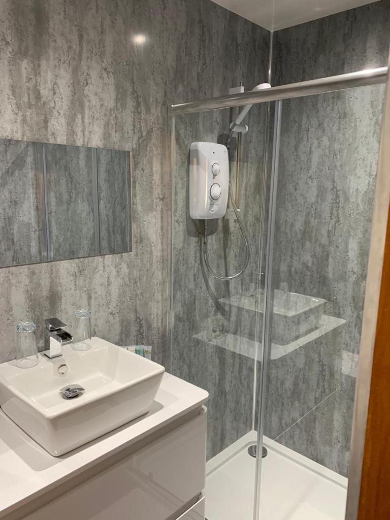 Chandlers Hotell Rothesay Exteriör bild